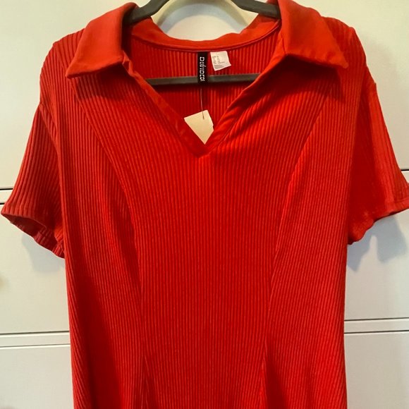 Red Dress - Picture 1 of 1